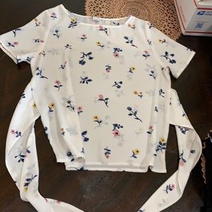 Short sleeve blouse